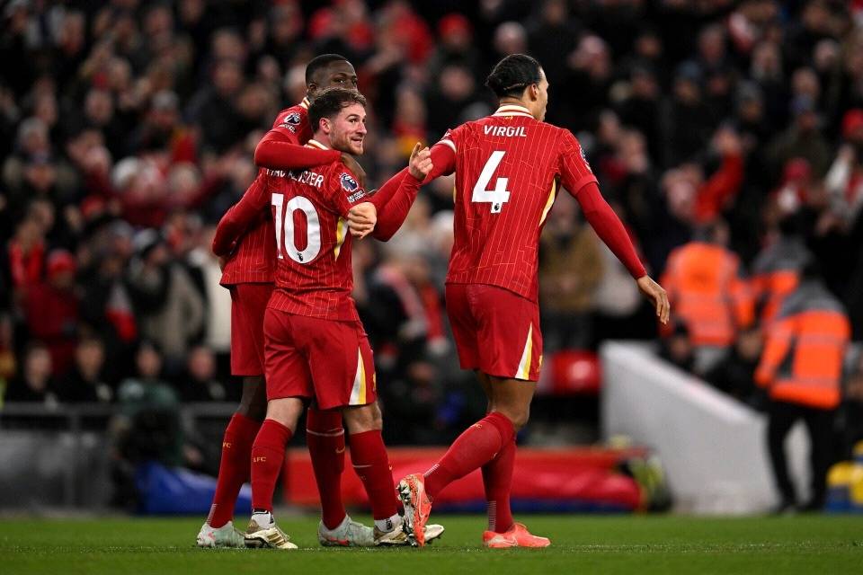 九游-哈兰德官方宣布出色发挥新规，利物浦引发争议！全场沸腾不已(哈兰德去利物浦)