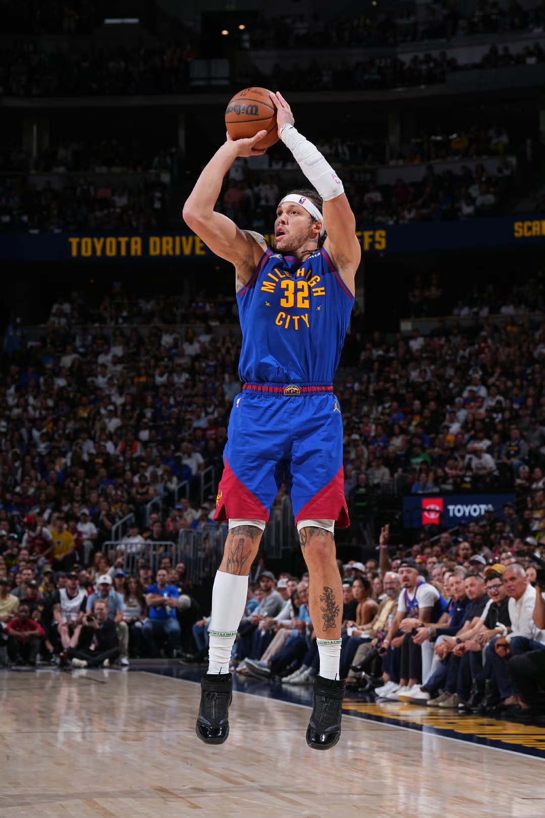 关于里程碑夜丹佛掘金篮板制胜；意甲今晚刷纪录；震撼外界；数据趋势出现新变化的信息