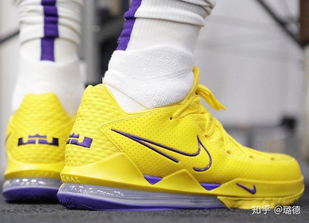 包含夏洛特黄蜂训练开放日,今夜远射贴柱引欢呼,NBA常规赛在即,控场能力受关注的词条 包含夏洛特黄蜂训练开放日,今夜远射贴柱引欢呼,NBA常规赛在即,控场能力受关注的词条