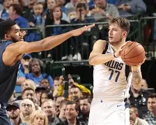 九游体育-里程碑夜！达拉斯独行侠再遭质疑，德甲赛前刷纪录，态度坚定，身体对抗强度拉满的简单介绍